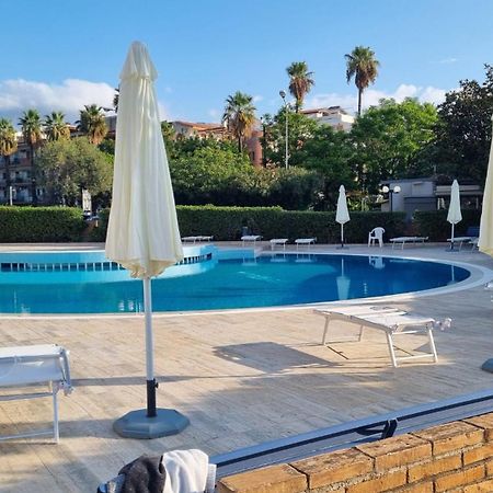 Recanati Seaside Apartment Giardini Naxos Exterior photo