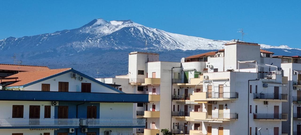 Recanati Seaside Apartment Giardini Naxos Exterior photo