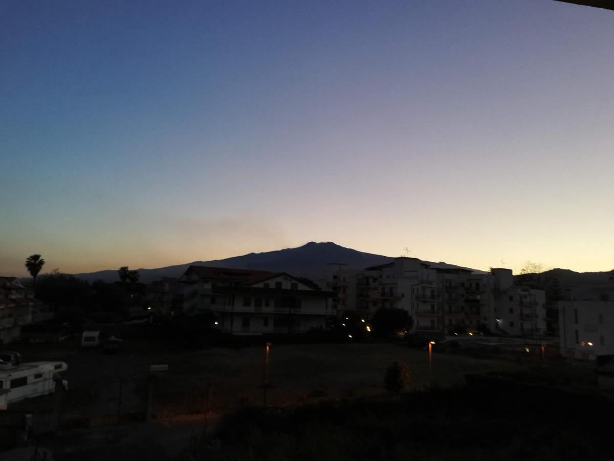 Recanati Seaside Apartment Giardini Naxos Exterior photo